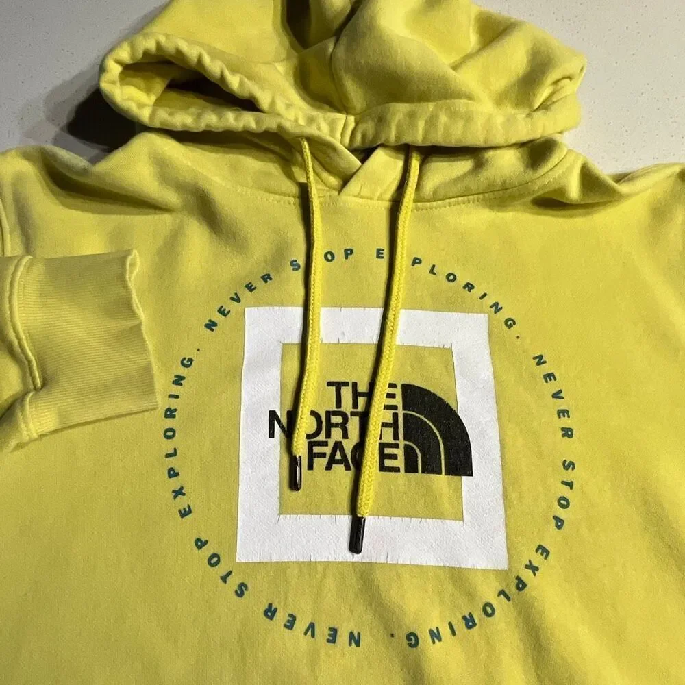 The North Face Graphic Hoodie Sz. M